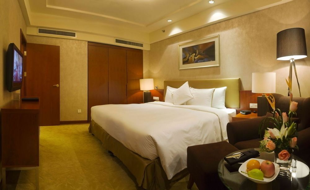 Merryland Traders Hotel Changshu Exterior photo
