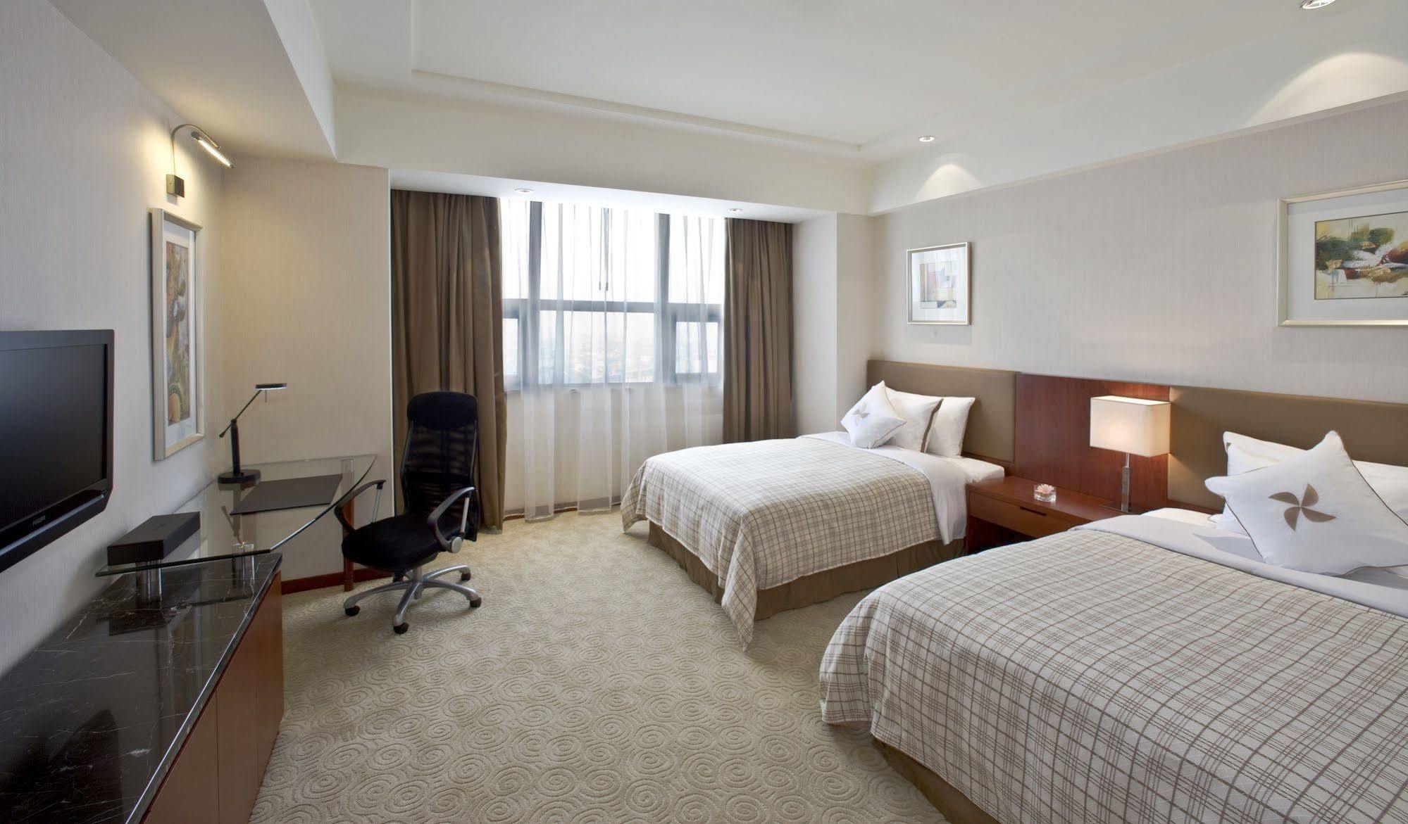 Merryland Traders Hotel Changshu Exterior photo